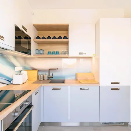 Balaton Bliss Lakeside Apartment