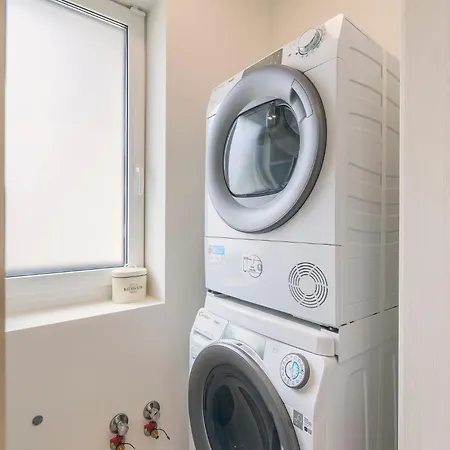 Balaton Bliss Lakefront Apartman Siófok