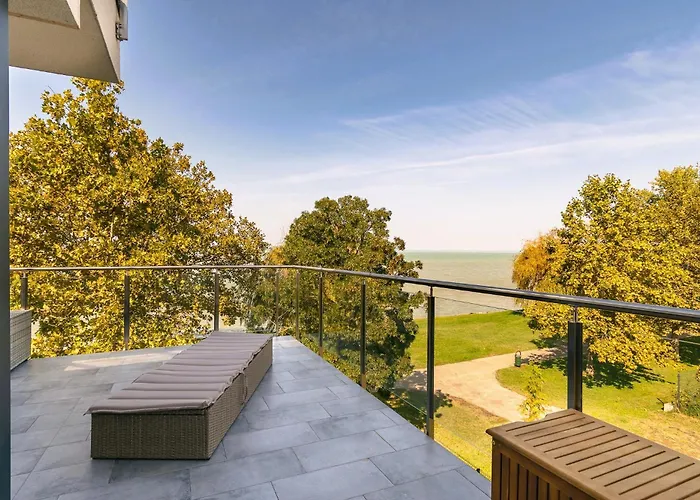 Lägenhet Balaton Bliss Lakefront